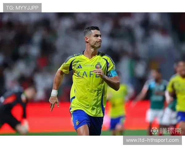 利雅得胜利禁区前沿制造混乱，C罗补射得手