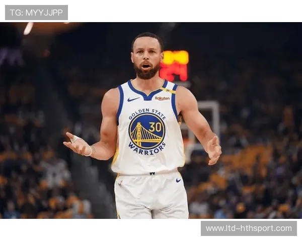 库里连续命中三分，勇士用外线优势夺得比赛